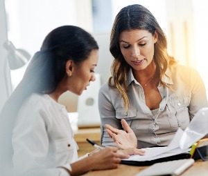 Young Businesswomen_edited.jpg